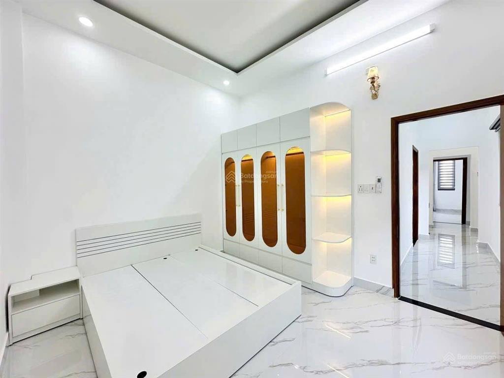 Cô 5 bán nhà cho thuê 19tr/th, nguyễn văn thươngbình thạnh dt 76m2 gần chợ văn thánh giá 2ty99 tl