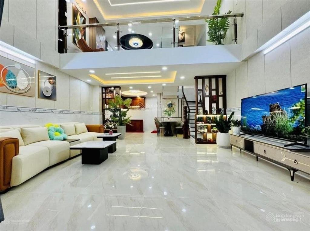 Nhà diện tích lớn 78m2 giá 3tỷ9 trần hữu trangphú nhuận gần tiểu học vạn tường, đang cho thuê 22tr