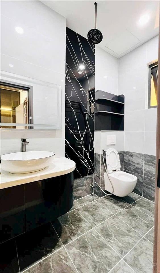 Nhà gần chợ thiếc đang cho thuê 21tr/th đường tân phướcquận 11 diện tích lớn 69,2m2 giá tốt 3tỷ150