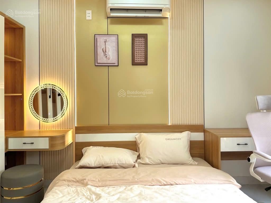 Nhà ngộp đường cô giangp2phú nhuận dt 75,6m2 giá 3tỷ8 còn tl gần chợ phú nhuận đang cho thuê 23tr