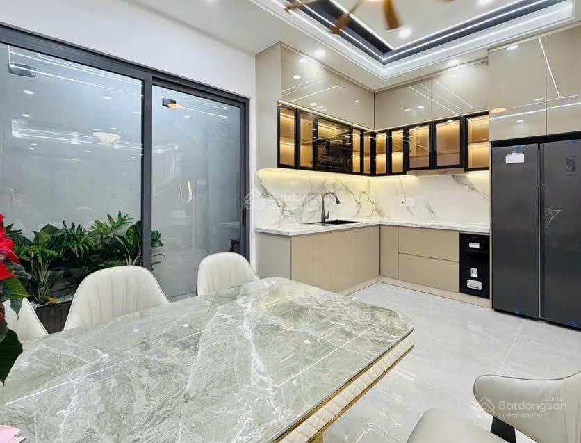 Cô tú bán nhà giá 3tỷ770/76m2, đang cho thuê 29tr, đường huỳnh mẫn đạt bình thạnh,gần cầu thị nghè