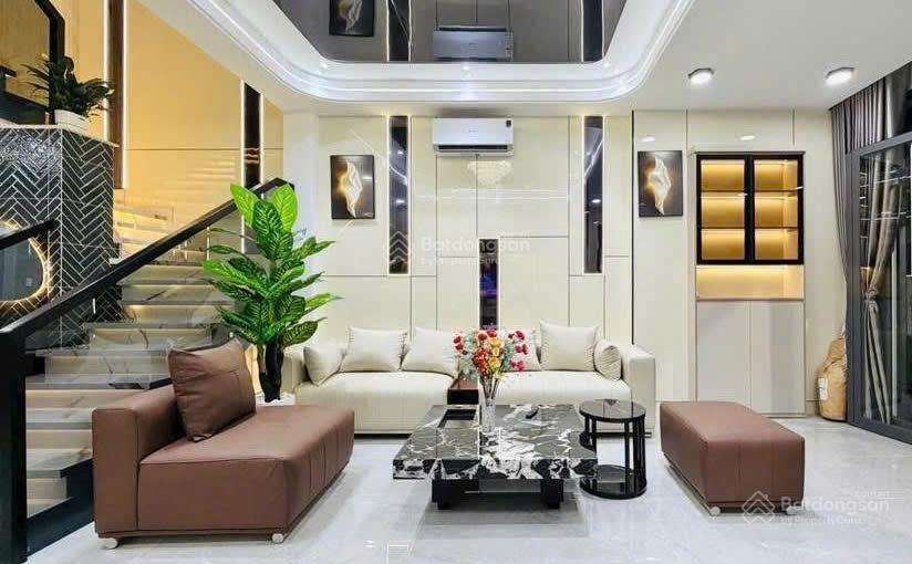 Cô tú bán nhà giá 3tỷ770/76m2, đang cho thuê 29tr, đường huỳnh mẫn đạt bình thạnh,gần cầu thị nghè