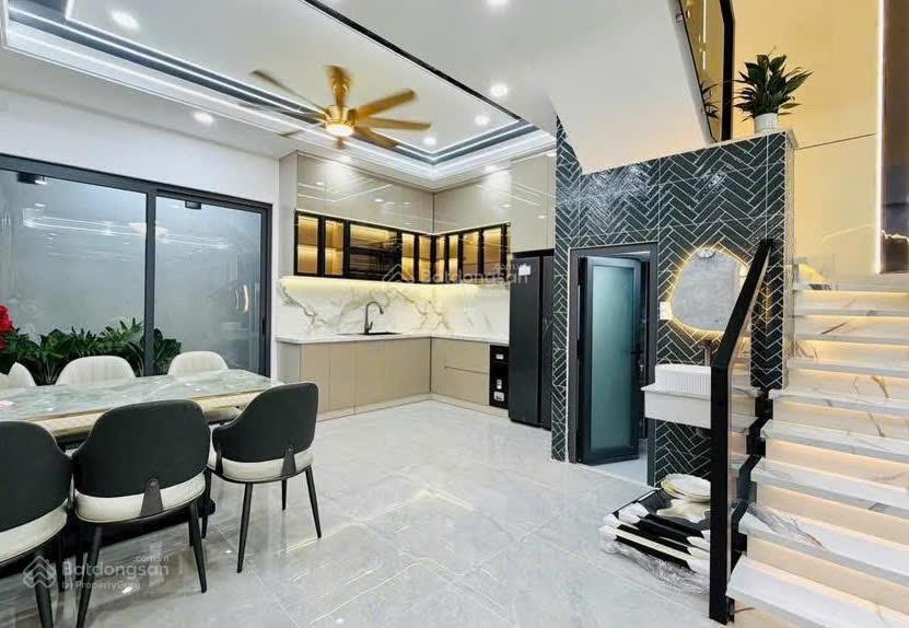 Cô tú bán nhà giá 3tỷ770/76m2, đang cho thuê 29tr, đường huỳnh mẫn đạt bình thạnh,gần cầu thị nghè