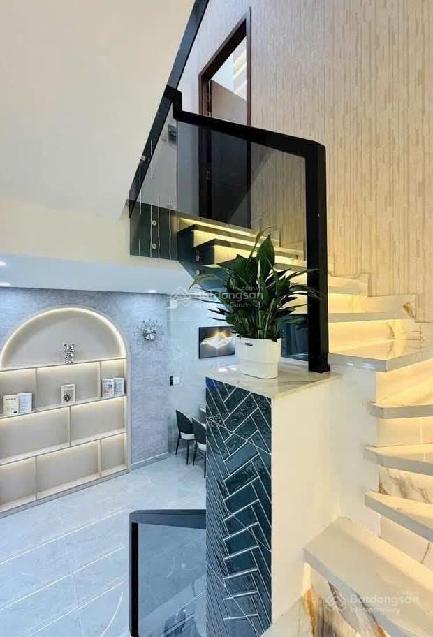 Cô tú bán nhà giá 3tỷ770/76m2, đang cho thuê 29tr, đường huỳnh mẫn đạt bình thạnh,gần cầu thị nghè