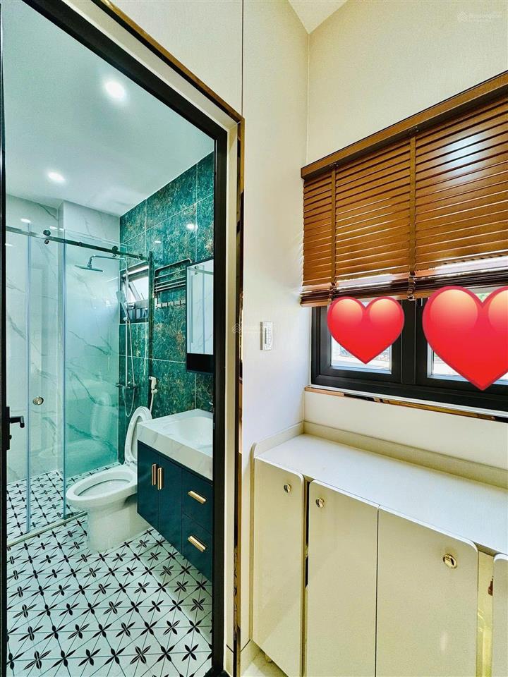 Tìm chủ cho căn nhà 4 lầu bùi thị xuân  q.1, đang cho thuê 36tr, gần công viên tao đàn, giá 5tỷ390