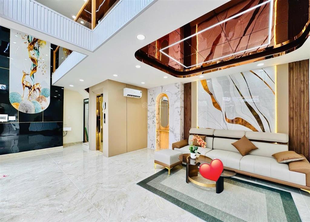 Nhà ngang bề thế 11mét ngay phan đình phùng phú nhuận, cho thuê 26triệu, gần cầu kiệu, giá 3tỷ730