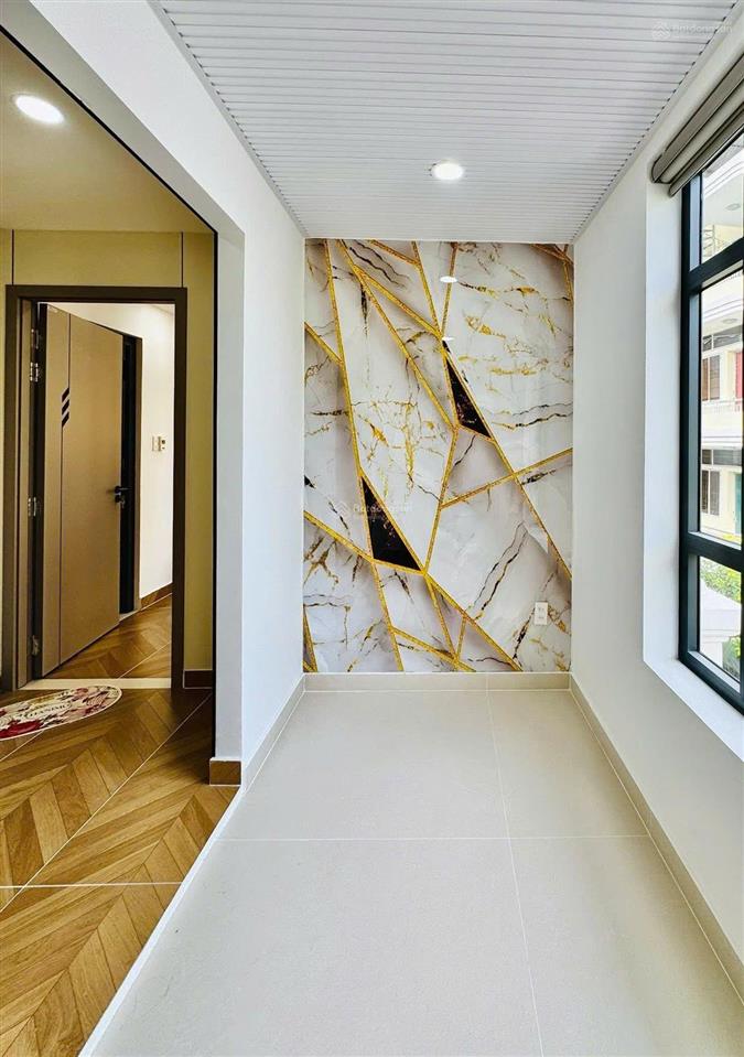 Nhà ngang bề thế 11mét ngay phan đình phùng phú nhuận, cho thuê 26triệu, gần cầu kiệu, giá 3tỷ730