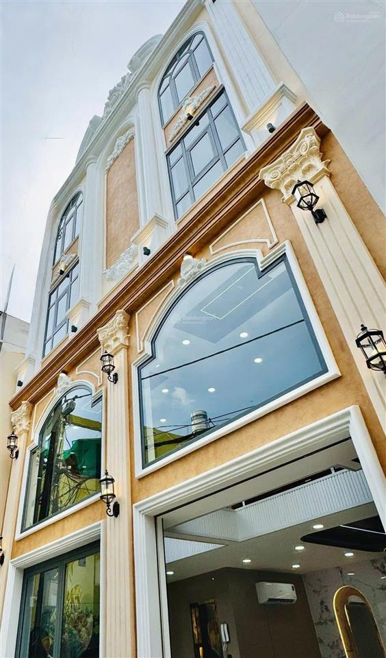 Nhà ngang bề thế 11mét ngay phan đình phùng phú nhuận, cho thuê 26triệu, gần cầu kiệu, giá 3tỷ730