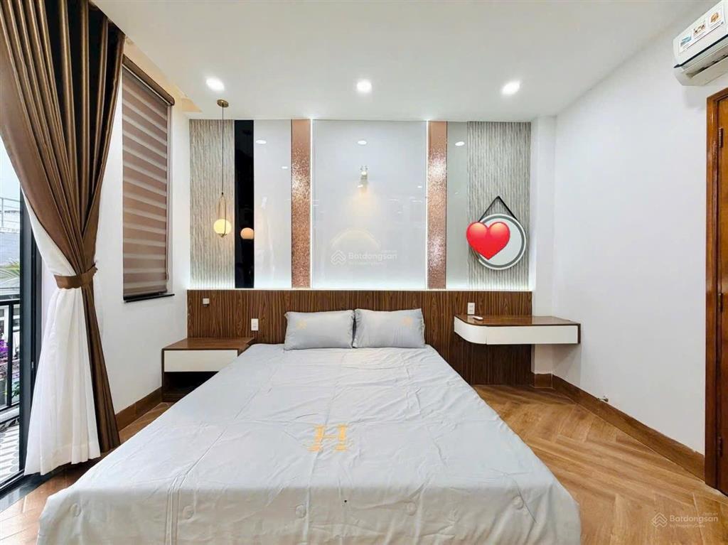 Định cư bán nhà đang cho thuê 23tr, ngay lê hồng phong q.10, giá 3tỷ750/73m2, gần ngã 7 lý thái tổ