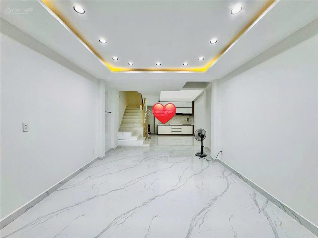 Bán nhà đường 6,8m bùi hữu nghĩa  q. 5, giá 3tỷ770/69m2, đang cho thuê 24 triệu, ngay chợ hòa bình