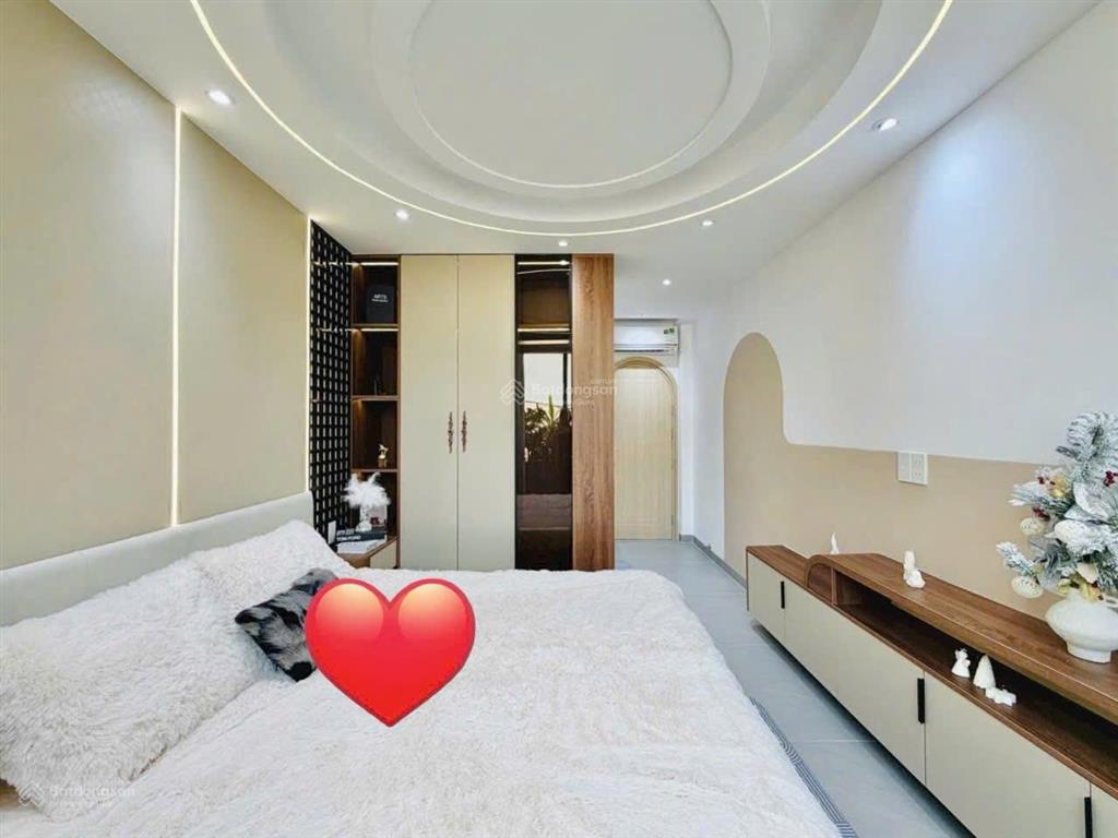 Bán nhà đường 6,8m bùi hữu nghĩa  q. 5, giá 3tỷ770/69m2, đang cho thuê 24 triệu, ngay chợ hòa bình