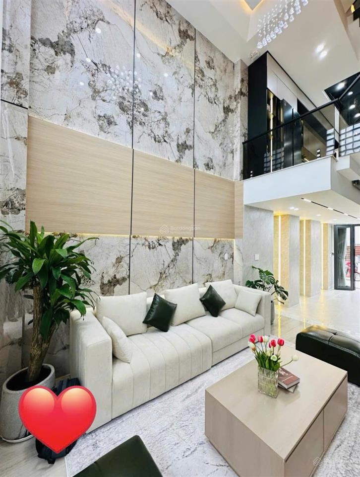 Cần vốn bán nhà đường ôtô trương quyền  q. 3, đang cho thuê 27tr, dt 67m2, gần chợ tân định