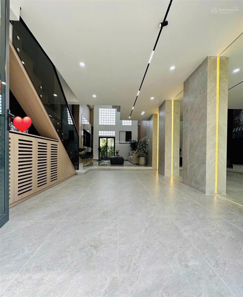 Cần vốn bán nhà đường ôtô trương quyền  q. 3, đang cho thuê 27tr, dt 67m2, gần chợ tân định