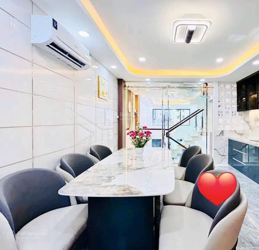 Bán nhà đang cho thuê 25 triệu đường ôtô lê đại hành  q.11, 86m2, gần bệnh viện chợ rẫy