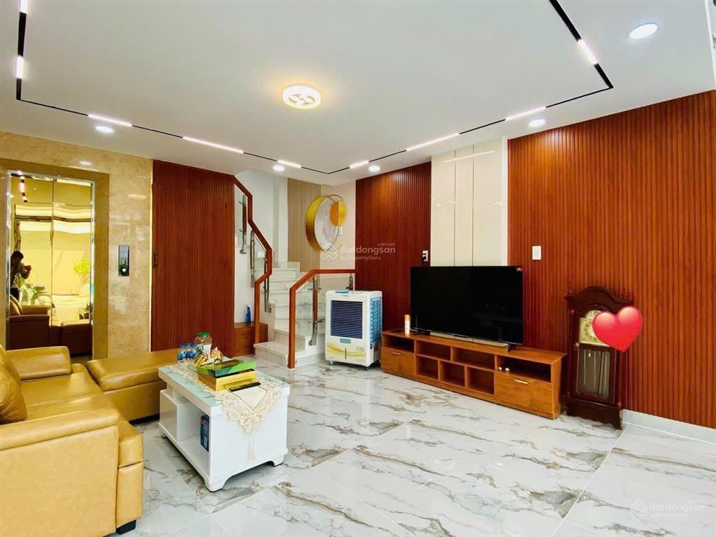 Nhà có thang máy ngay sương nguyệt ánh q.1, cho thuê 39tr, gần công viên tao đàn,giá 5tỷ040/87,6m2