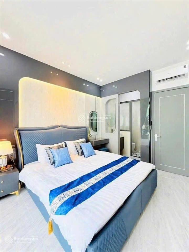 Hàng hiếm cho thuê 28tr, đường nguyễn gia trí  bình thạnh, giá 3tỷ990/82m2, gần ngã tư hàng xanh