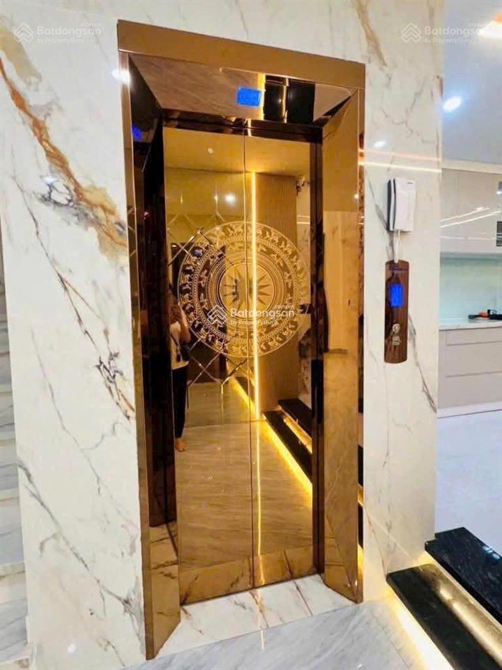 Hàng hiếm cho thuê 28tr, đường nguyễn gia trí  bình thạnh, giá 3tỷ990/82m2, gần ngã tư hàng xanh