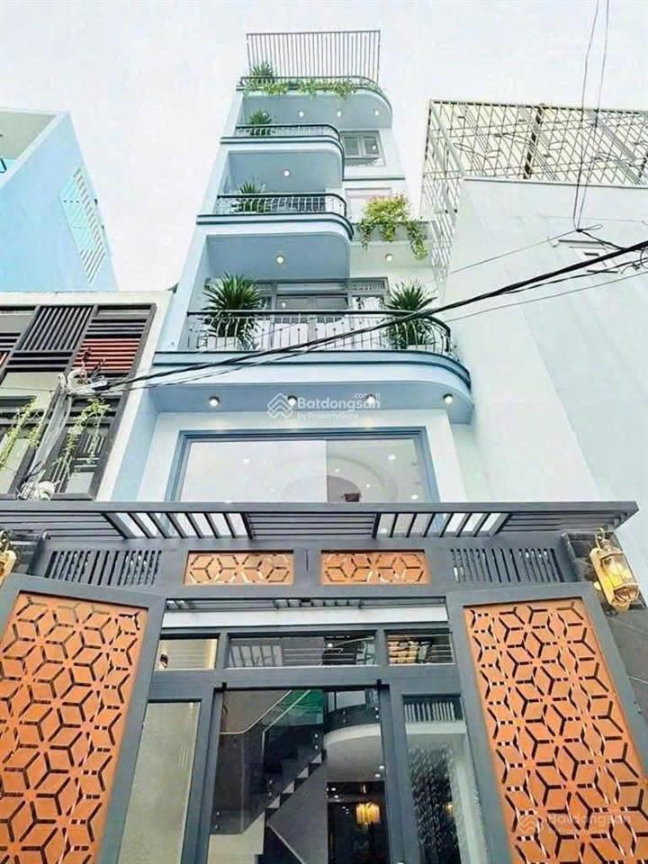 Hàng hiếm cho thuê 28tr, đường nguyễn gia trí  bình thạnh, giá 3tỷ990/82m2, gần ngã tư hàng xanh