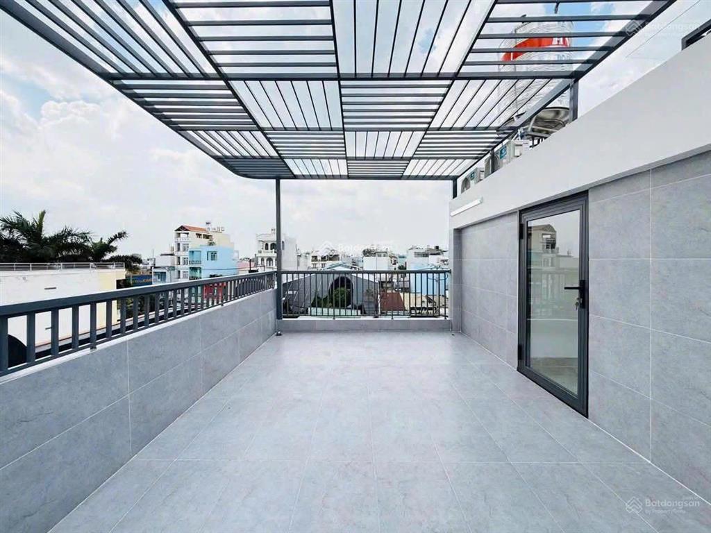 Hàng hiếm cho thuê 28tr, đường nguyễn gia trí  bình thạnh, giá 3tỷ990/82m2, gần ngã tư hàng xanh