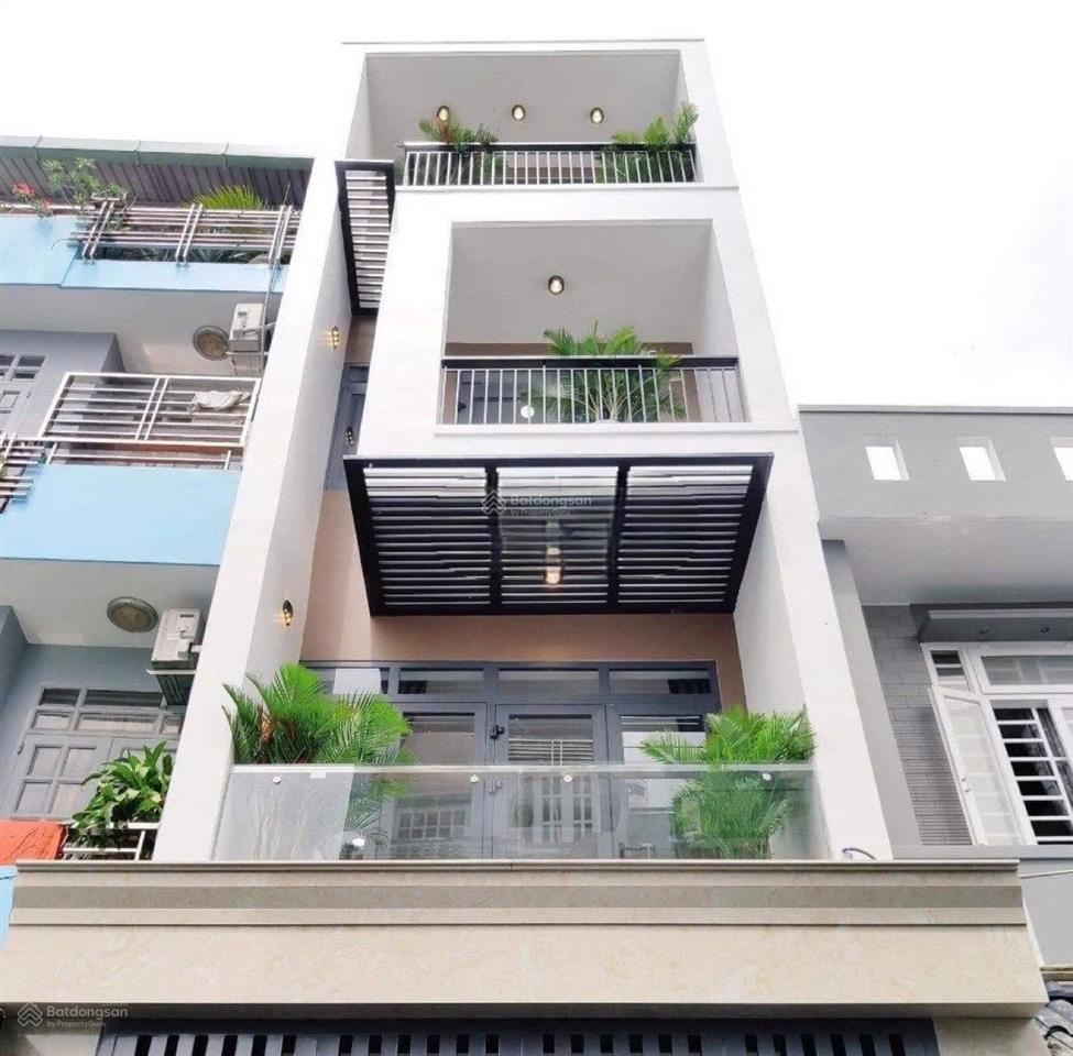 Gia đình bán gấp nhà đang cho thuê 30tr, đ.trần minh quyền q.10. giá 3tỷ480/64,8m2,gần đh văn hiến