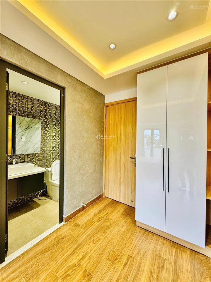 Tìm chủ cho căn nhà đường 6,8m huỳnh tịnh của q.3. cho thuê 27tr, giá 4tỷ190/83m2,gần chợ tân định