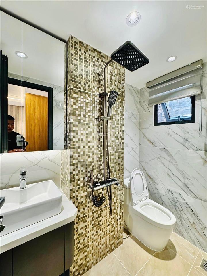 Tìm chủ cho căn nhà đường 6,8m huỳnh tịnh của q.3. cho thuê 27tr, giá 4tỷ190/83m2,gần chợ tân định