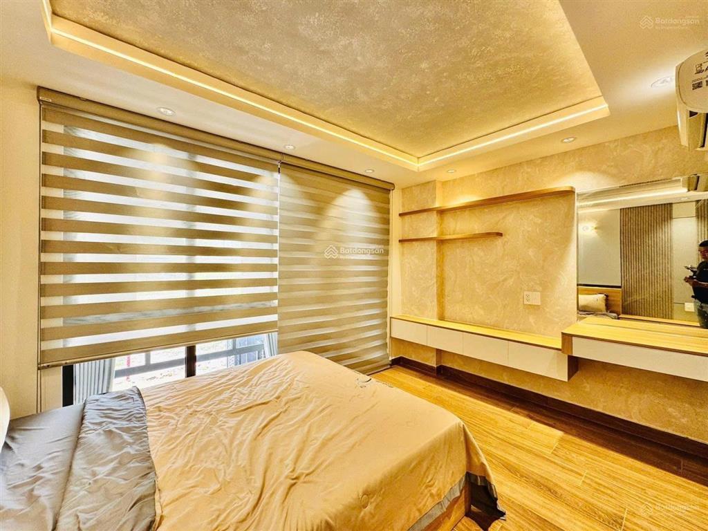 Tìm chủ cho căn nhà đường 6,8m huỳnh tịnh của q.3. cho thuê 27tr, giá 4tỷ190/83m2,gần chợ tân định