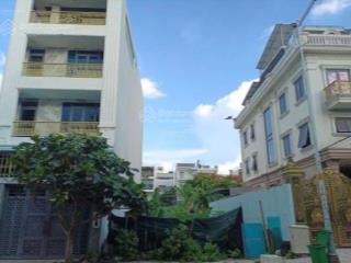 Bán lô đất gần khu dân cư phú mỹ  p. phú mỹ  quận 7, giá 2tỷ070/90,1m2, gần trường phạm hữu lầu