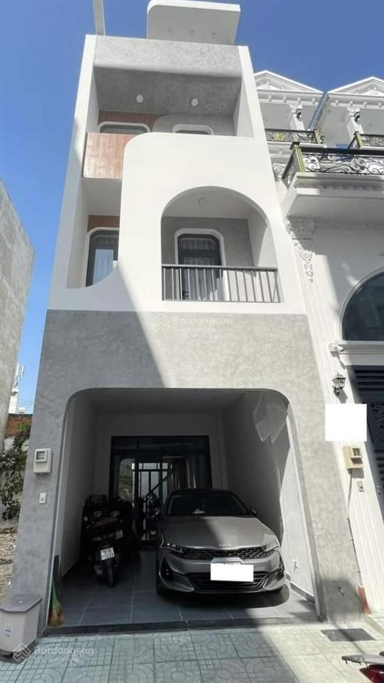 Chính chủ bán gấp căn nhà giá 3tỷ550/76m2, đ. đỗ quang  thảo điền  quận 2, đang cho thuê 30triệu