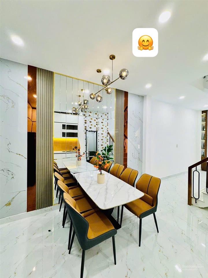 Chỉ 4,5tỷ sở hữu ngay nhà 78m2, hẻm xe hơi thông suốt đ. hoàng diệu p2 quận 4. cách thcs vân đồn