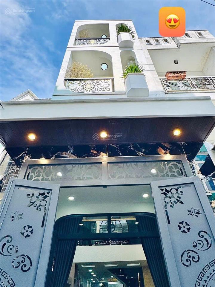 Nhà phố, đặc biệt duy nhất tại nguyễn biểu p2 quận 5, dt 79m2 từ cầu chữ y đi vào 100m