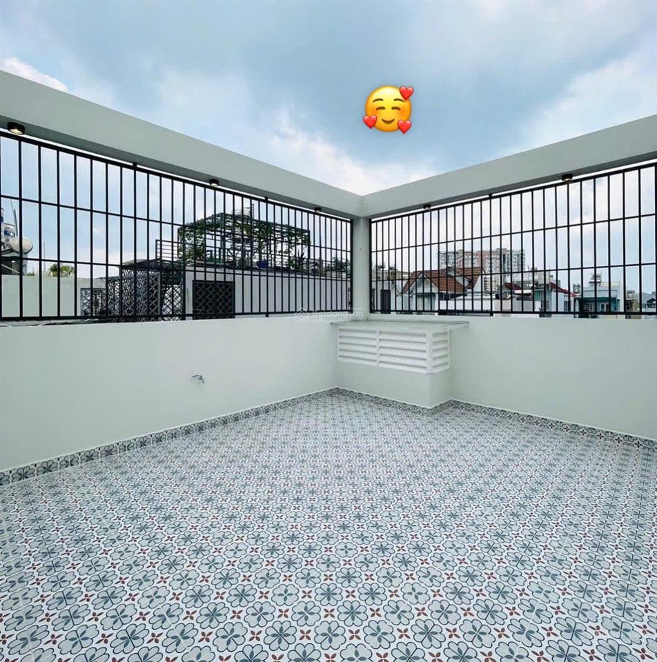 Nhà rẻ lê hồng phong p12 quận 10. 4,560 tỷ/dt 80m2, cách vạn hạnh mall 2 phút di chuyển