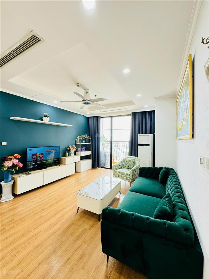 Cho thuê căn hộ 3pn, 132m2 tại royal city, giá chỉ 19 triệu/tháng.  em dương 0869 888 ***