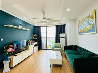 Cho thuê căn hộ 3pn, 132m2 tại royal city, giá chỉ 19 triệu/tháng.  em dương 0869 888 ***