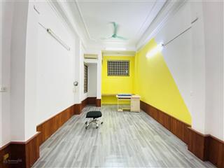 Cho thuê văn phòng tại mặt đường đặng tiến đông, sàn siêu rẻ tại đống đa