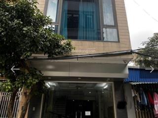 Gia đình anh tôi cần bán nhà phân lô cầu bươu. nhà tự xây kiên cố tk hiện đại có thể về ở luôn.