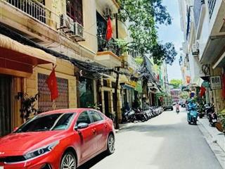 Bán biệt thự 2 lầu đẹp chính chủ trên đường bạch đằng, p24, bình thạnh. giá 3tỷ250 hđ thuê 20tr/th