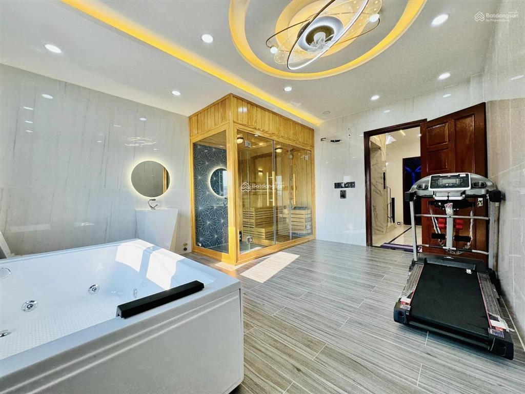 Lên sóng siêu phẩm nhà đường thái phiên p8 quận 11 giá 5tỷ280/68,9m2(5,3x13m)nhà 4 lầuhẻm 7m shr