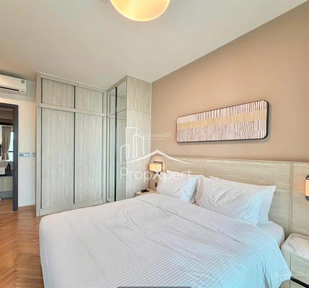 Căn 2 phòng ngủ tháp somerset diện tích 88m2, nội thất chuẩn khách sạn 5 sao. giá 9.5 tỷ (bao phí)