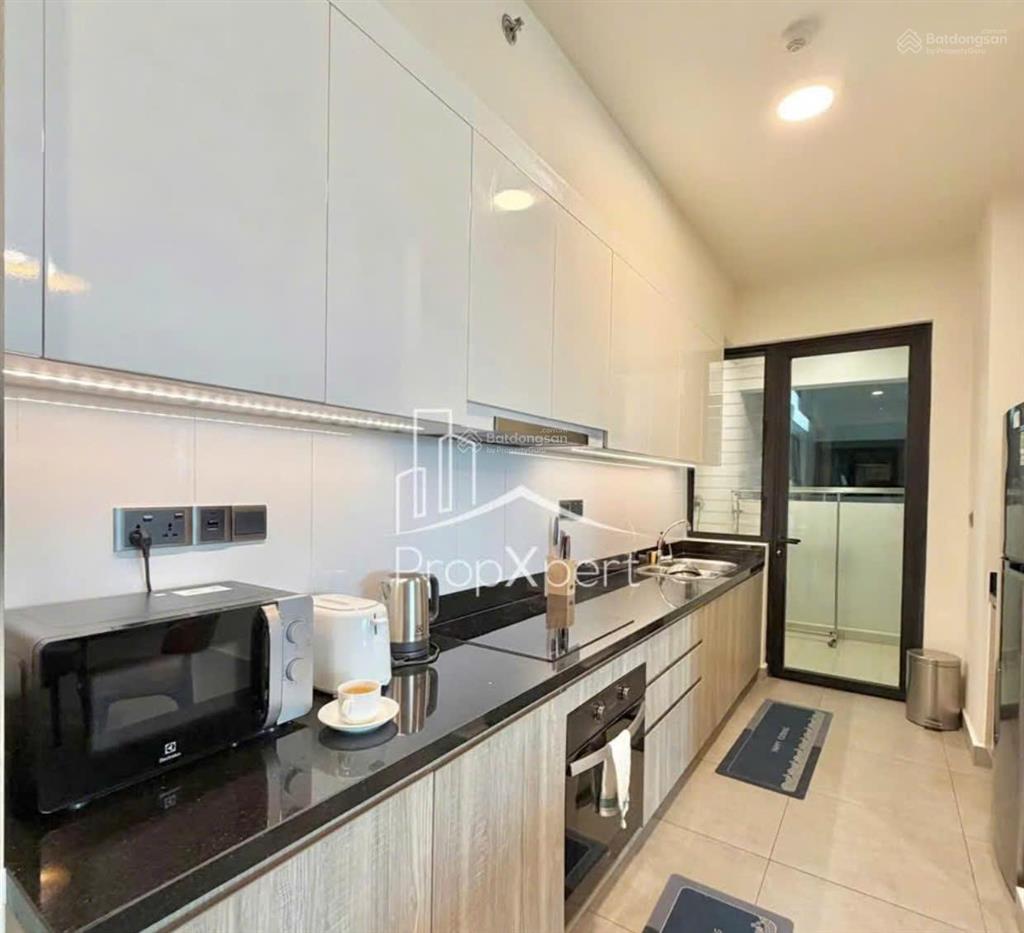 Căn 2 phòng ngủ tháp somerset diện tích 88m2, nội thất chuẩn khách sạn 5 sao. giá 9.5 tỷ (bao phí)