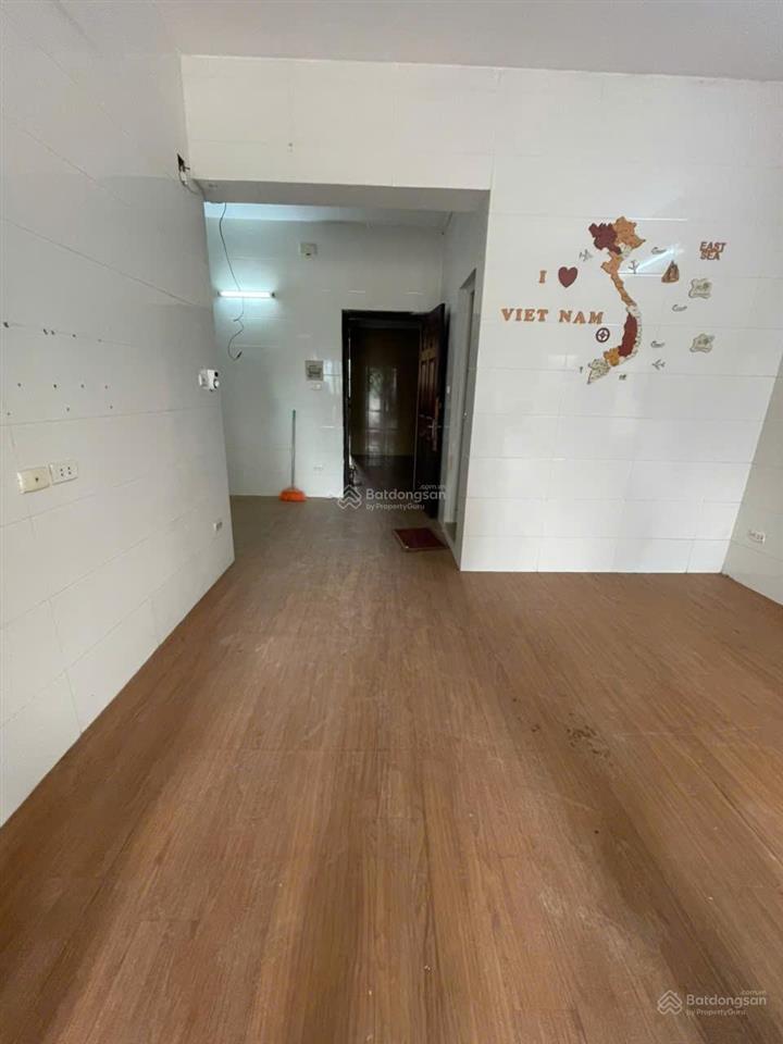 Cần bán căn hộ b10 nam trung yên dt 69m2 thiết kế 2 ngủ sẵn sổ đỏ. giá 5,91 tỷ 0948 886 ***