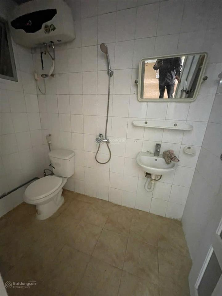 Cần bán căn hộ b10 nam trung yên dt 69m2 thiết kế 2 ngủ sẵn sổ đỏ. giá 5,91 tỷ 0948 886 ***