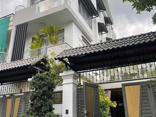 Chính chủ cần bán nhà mt trần văn sắc, thảo điền, q2. giá 6tỷ250 còn tl