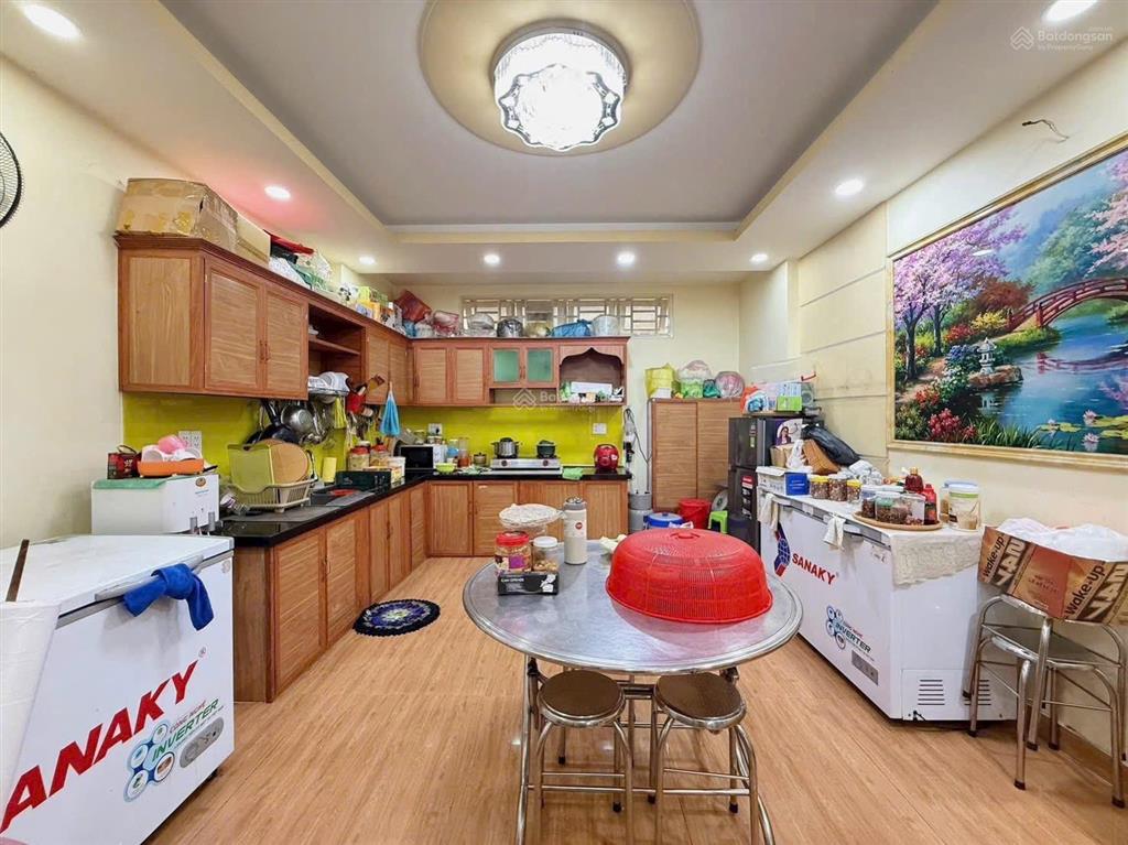 Nhà ngay trục đường sầm uất nguyễn văn công, gv. giá 3tỷ520 còn tl