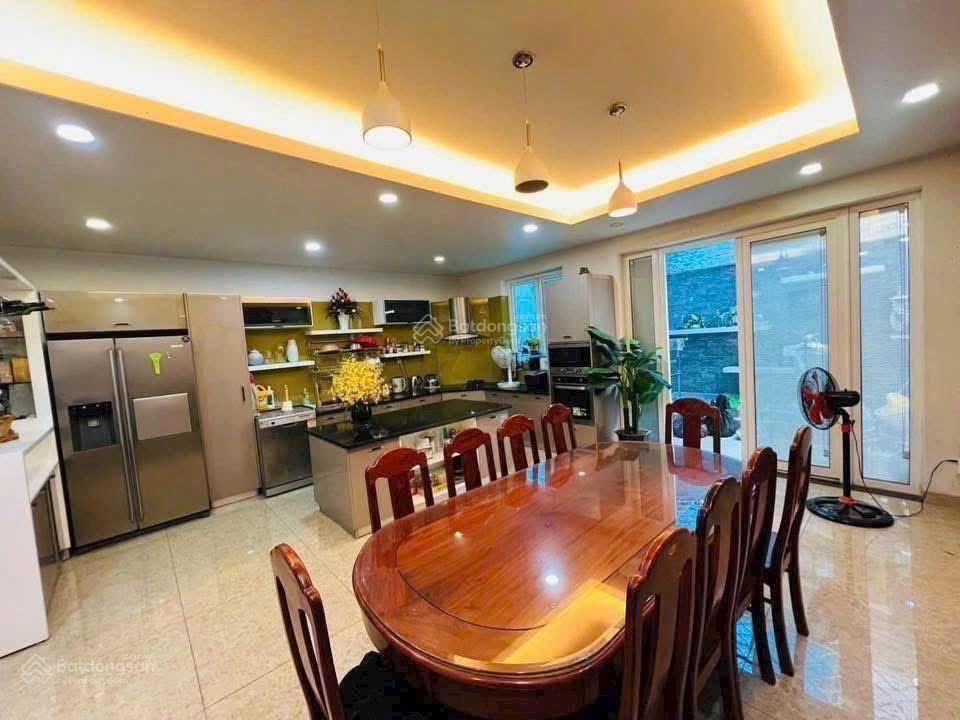 Siêu đẹp! nhà hẻm ô tô đường nguyễn quý cảnh, thảo điền, q2 cần bán. giá 7tỷ330 còn tl