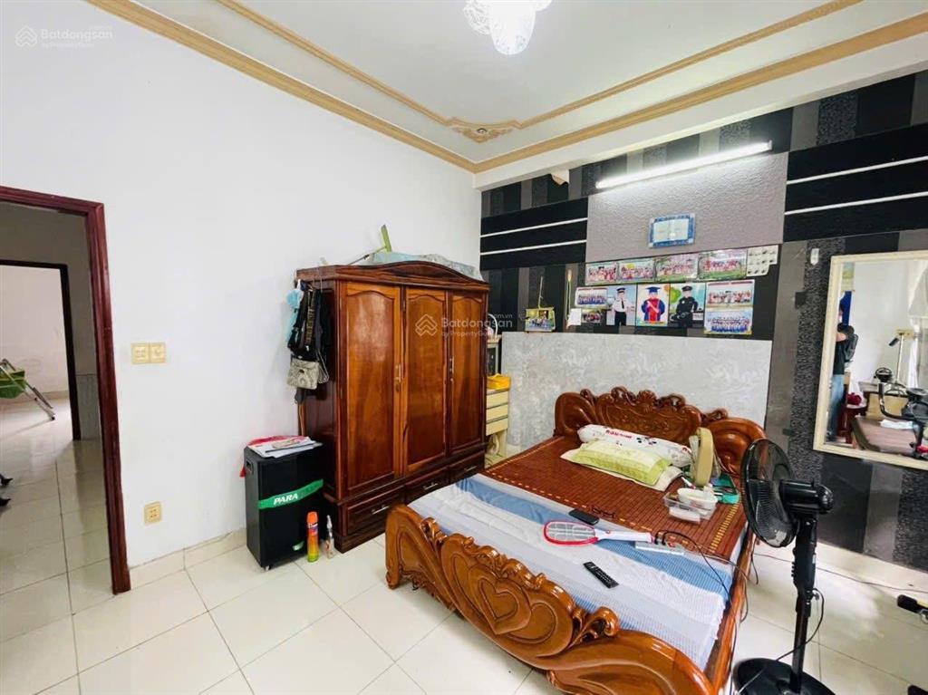 Chủ thiện chí giảm sâu  cần bán nhà hxh hàn hải nguyên, q. 11. giá chủ nhượng lại 4tỷ060 còn tl