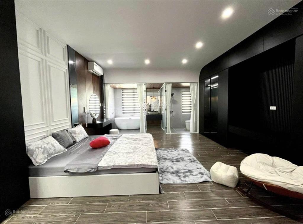 Cô nga chính chủ cần bán nhà hẻm oto mai xuân thưởng, q6. giá 3tỷ150 còn tl cho khách thiện chí