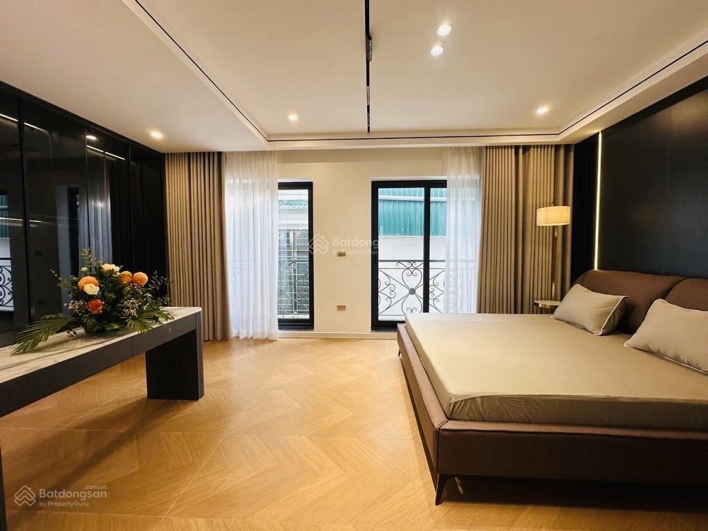 Bán nhà bạch mai  sát mặt phố  diện tích 50m x 6 tầng  full nội thất. giá bán 13.3 tỷ