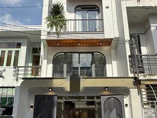 Siêu phẩm nhà phố, đường lê thị hồnggò vấp. giá 3tỷ250/73,5m2, cho thuê 23tr. gần mầm non anh đào.