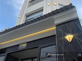 Nhà 2 mặt tiền, đường nguyễn đình chiểuq.3. giá 3tỷ780/65m2, cho thuê 28tr. gần chợ vườn chuối.